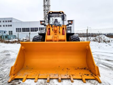 Фото 15 - Фронтальный погрузчик Lonking CDM853.